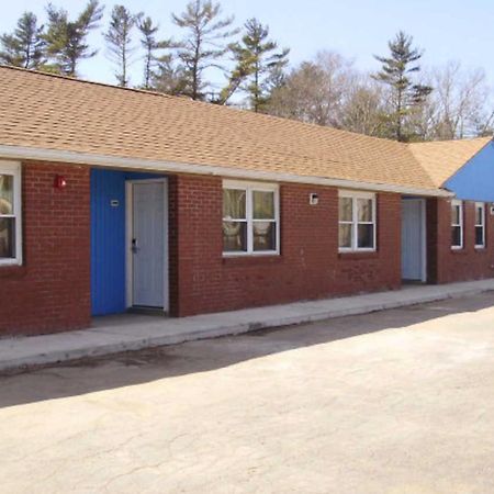 Rodeway Inn Middleboro-Plymouth Exterior photo